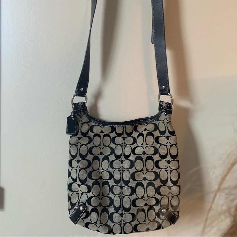 Coach Handbag - Picture 2 of 5
